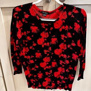 Nue Options Black and Red Floral Knit Top